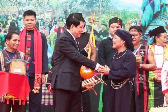 Thực hiện đại đoàn kết toàn dân tộc trong thời kỳ mới theo tư tưởng Hồ Chí Minh