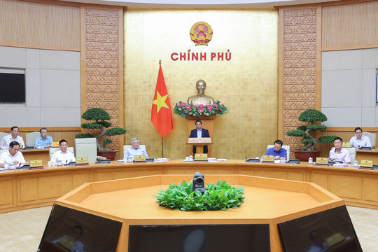 Nghị quyết phiên họp Chính phủ thường kỳ tháng 8/2025