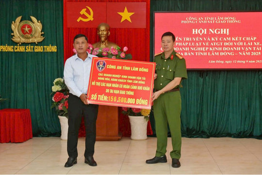 ​Doanh nghiệp vận tải Lâm Đồng ủng hộ nạn nhân tai nạn giao thông