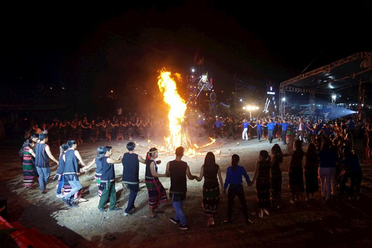 Khơi dậy tình yêu văn hóa truyền thống trong thế hệ trẻ