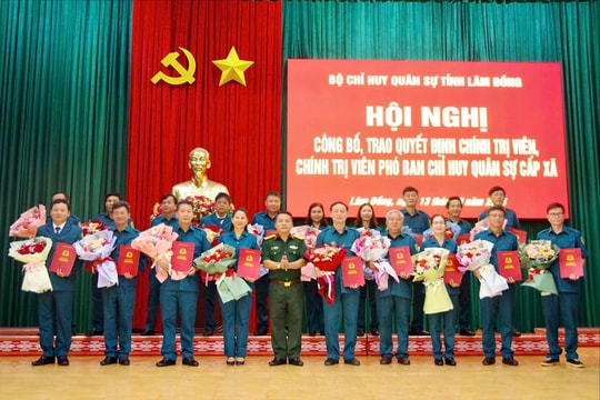 Bổ nhiệm Chính trị viên Ban CHQS cấp xã thuộc Ban Chỉ huy Phòng thủ Khu vực 2