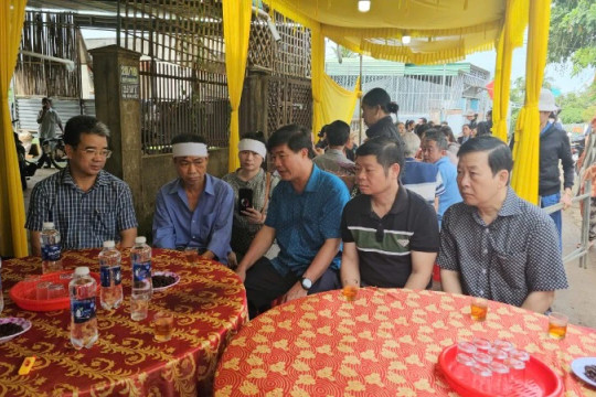Thăm hỏi gia đình nạn nhân của vụ án mạng nghiêm trọng tại Đắk Lắk