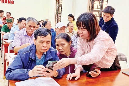 Thúc đẩy các giải pháp công nghệ phục vụ người dân, doanh nghiệp