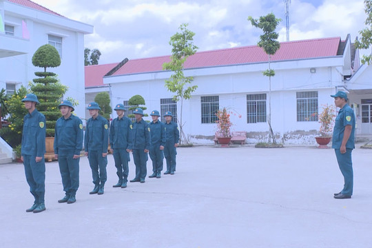 Chế độ phụ cấp thâm niên của các chức vụ chỉ huy, trợ lý Ban Chỉ huy quân sự cấp xã