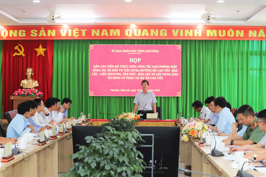 Giải phóng mặt bằng và tái định cư quyết định tiến độ các dự án cao tốc
