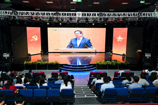 Báo và Phát thanh, Truyền hình Lâm Đồng tham dự Hội nghị quán triệt 4 nghị quyết của Bộ Chính trị