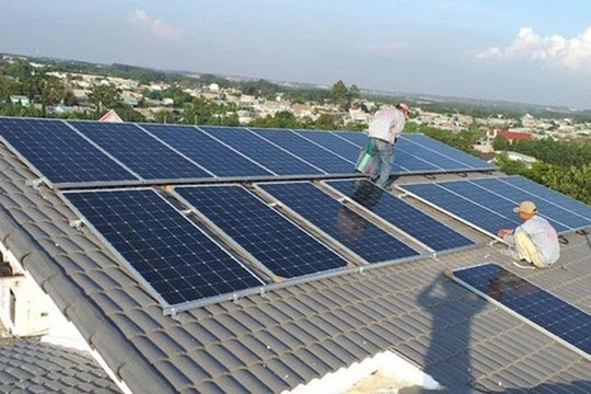 Sửa quy định để phát triển điện tự sản xuất và điện tự tiêu thụ hoàn thành trong tháng 10/2025