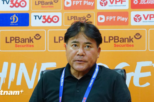 Hà Nội FC thay "thuyền trưởng" sau khởi đầu chật vật ở mùa giải mới