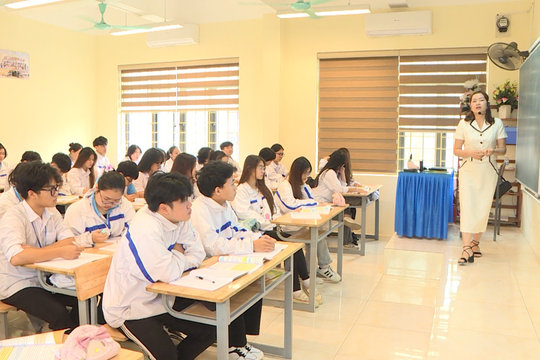 Sửa đổi, bổ sung chương trình giáo dục phổ thông môn Giáo dục công dân