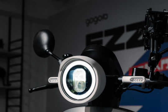 Gogoro ra mắt xe máy điện EZZY 500: Thiết kế hiện đại, tính năng như ô tô, giá chỉ 30 triệu đồng
