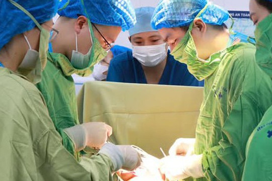 Điều kiện để bác sĩ hành nghề chuyên ngành khác