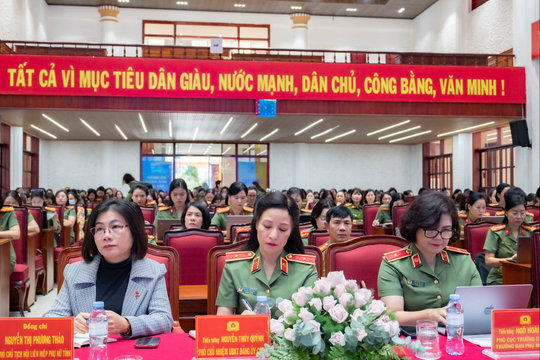 Tập huấn công tác chuẩn bị Đại hội Phụ nữ các cấp trong CAND nhiệm kỳ 2025-2030