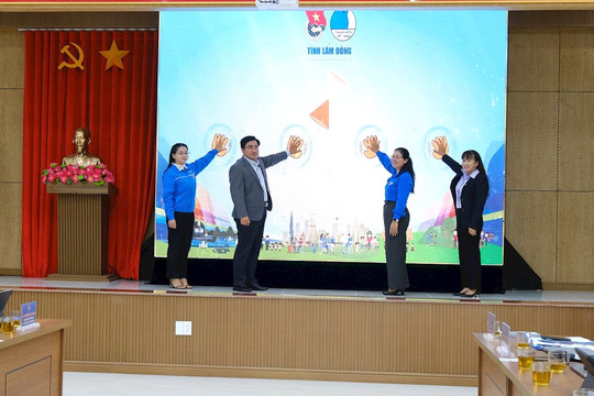Tuổi trẻ Lâm Đồng phát động phong trào thi đua và chương trình “Bình dân học vụ số”