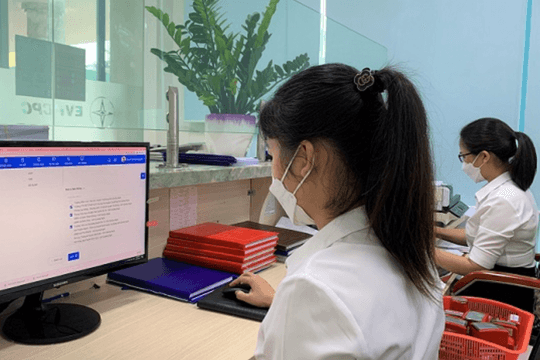 Hướng dẫn xếp lương khi chuyển ngạch