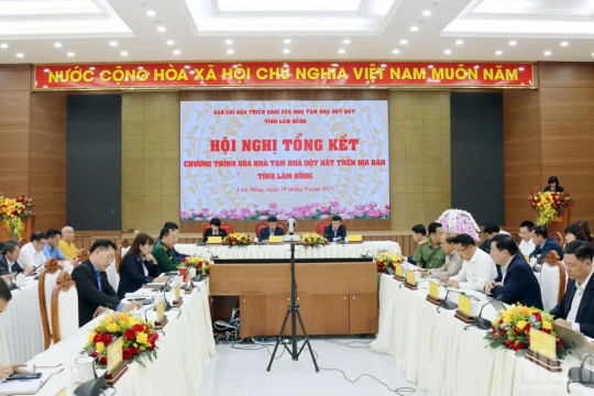 Mỗi ngôi nhà trong chương trình xóa nhà tạm là món quà thể hiện tình dân tộc, nghĩa đồng bào