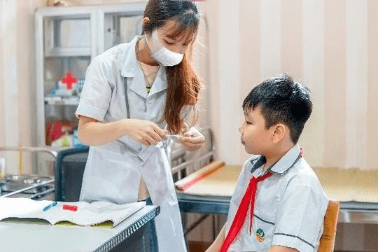 Triển khai công tác Y tế trường học năm học 2025 - 2026 trên địa bàn Hà Nội