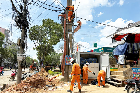 Ngầm hóa điện để bảo đảm an toàn và mỹ quan đô thị