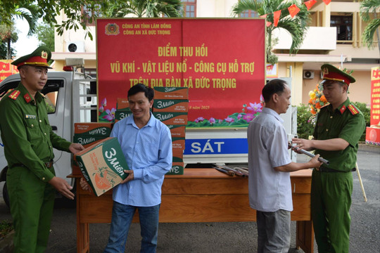 Đổi vũ khí lấy gạo mô hình “Dân vận khéo” mang lại bình yên cho Nhân dân