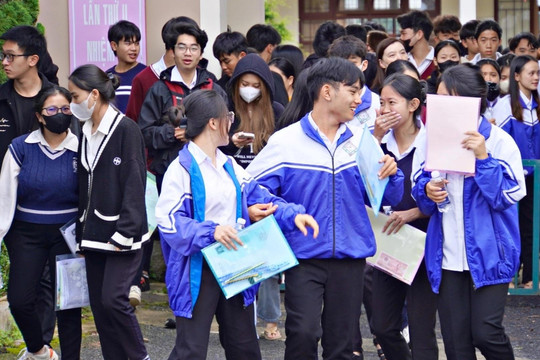 Ðổi mới giáo dục từ việc bỏ kỳ thi