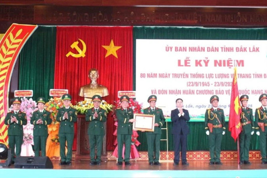 Lực lượng vũ trang tỉnh Đắk Lắk đón nhận Huân chương Bảo vệ Tổ quốc hạng Nhì