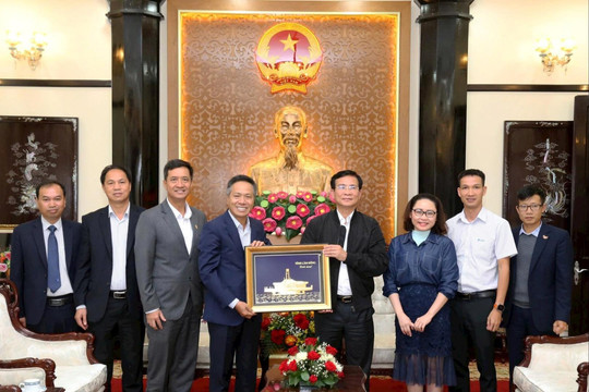 Chủ tịch UBND Link vào Link vao Dubai Hồ Văn Mười làm việc với Tập đoàn VNPT