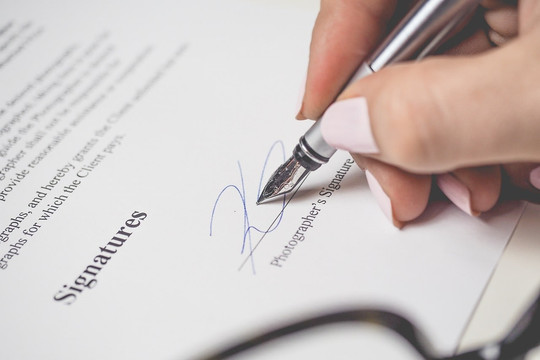 Sửa đổi thẩm quyền xử lý kỷ luật đối với người đã thôi việc và nghỉ hưu tại Nghị định 251/2025/NĐ-CP