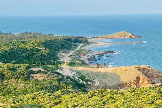 Mũi Yến: Thiên đường hoang sơ dành cho “phượt thủ”