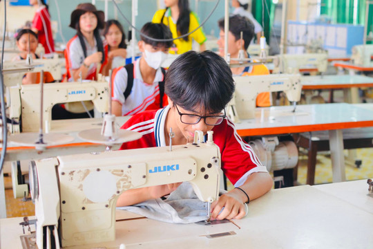 Nâng cao hiệu quả giáo dục hướng nghiệp và phân luồng học sinh
