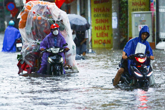 Dự báo thời tiết 25/9: Miền Bắc mưa lớn đỉnh điểm, bão Ragasa đổ bộ đất liền