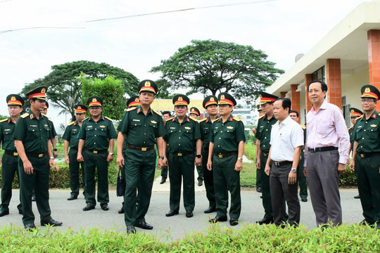 Công văn 5855: Hướng dẫn mới về biên chế, chế độ lương, chính sách của Ban chỉ huy quân sự cấp xã