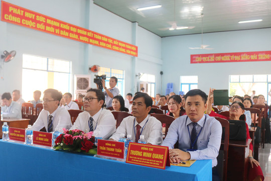 MTTQ xã Hồng Sơn hoạt động hiệu lực, hiệu quả, gắn bó mật thiết với Nhân dân