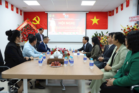 Thành lập Chi bộ cơ sở Ngân hàng TMCP Việt Nam Thương Tín - Chi nhánh Lâm Đồng