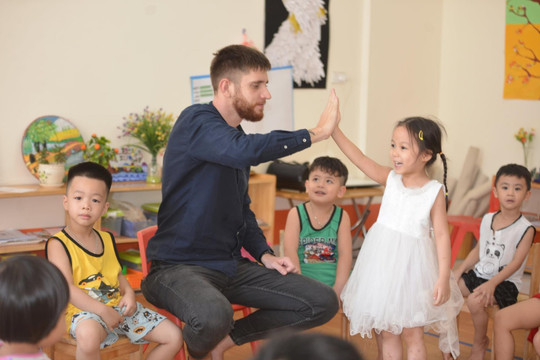Ngoại ngữ – hành trang mới của trẻ em Việt Nam