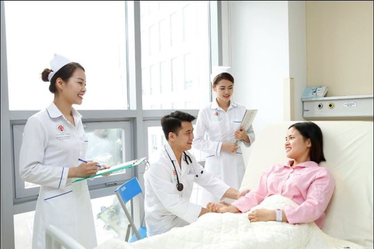 Miễn viện phí cho người dân: Đề xuất chi tiết từng bước giảm chi phí y tế từ 01/01/2026