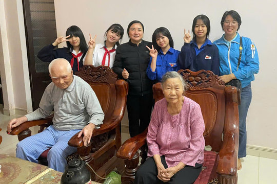 “Cánh én hồng” của ngành giáo dục Lâm Đồng