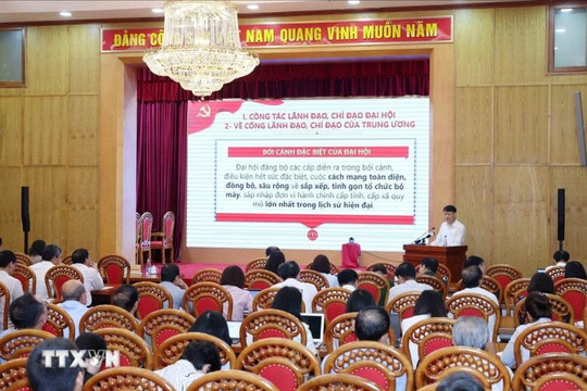 Đẩy mạnh tuyên truyền các nghị quyết quan trọng của Bộ Chính trị