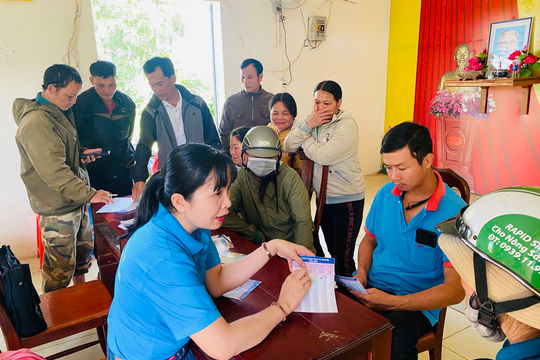 Lan tỏa chính sách bảo hiểm y tế trong vùng đồng bào dân tộc thiểu số
