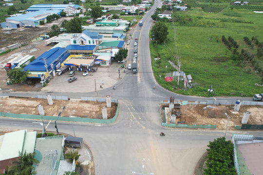 Cầu vượt Ba Bàu phải hoàn thành trong tháng 1/2026