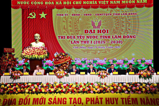 Lâm Đồng đổi mới mạnh mẽ, toàn diện công tác thi đua, khen thưởng theo hướng người thật, việc thật