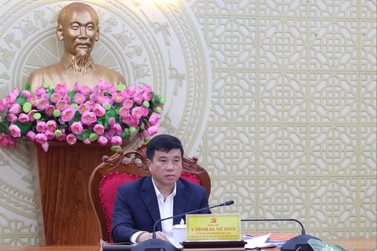 Thúc đẩy chuyển đổi số đồng bộ trong hệ thống chính trị