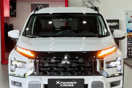 Thị trường ô tô Việt Nam sôi động trở lại với làn sóng xe mới cuối năm 2025