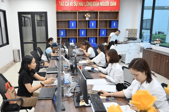 Đề xuất xử lý hồ sơ trình giải quyết công việc của Ủy ban nhân dân cấp xã