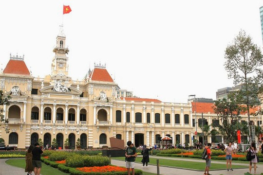 Công văn 2117: Chỉ đạo khẩn về phương án sắp xếp đơn vị sự nghiệp, doanh nghiệp nhà nước tại TPHCM