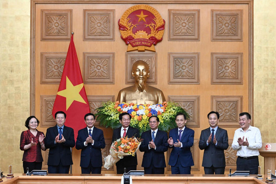 Trao quyết định bổ nhiệm ông Đỗ Thanh Bình giữ chức Thứ trưởng Thường trực Bộ Nội vụ