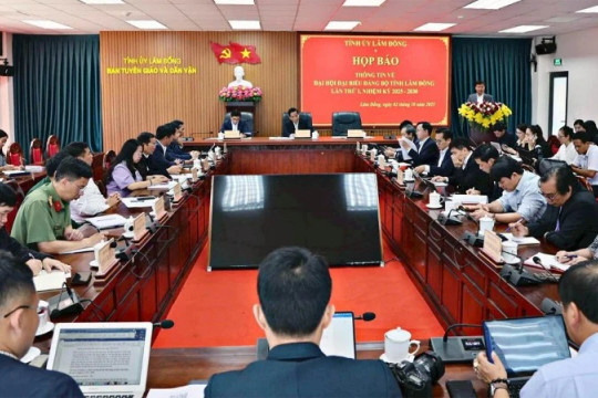 Lâm Đồng số hóa tài liệu tại Đại hội đại biểu Đảng bộ tỉnh lần thứ I