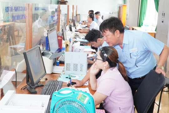 Rà soát, sàng lọc đảng viên để xây dựng Ðảng vững mạnh