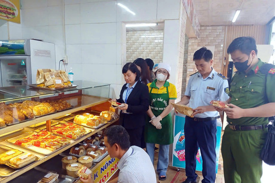 Lâm Đồng kiểm tra an toàn thực phẩm bánh Trung thu tại 54 xã, phường