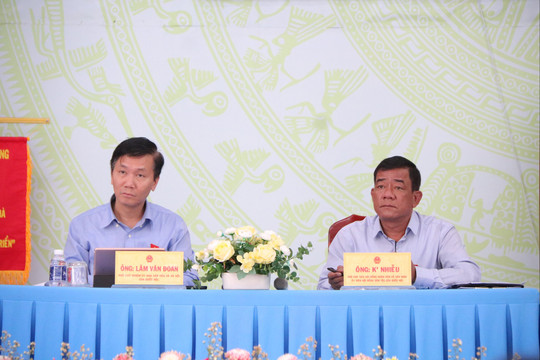 Đoàn ĐBQH Lâm Đồng tiếp xúc cử tri tại Nam Hà Lâm Hà