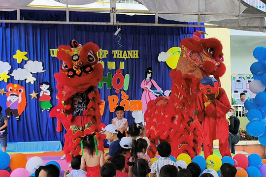 Mang Trung thu yêu thương đến trẻ em nông thôn và vùng khó khăn