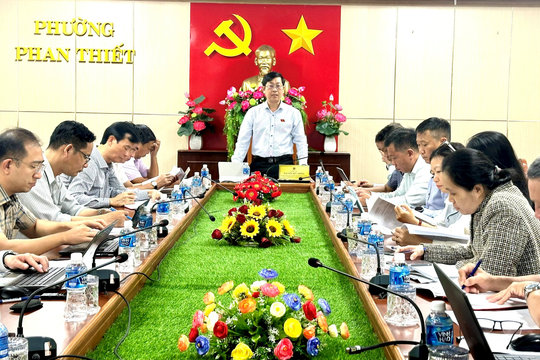 Đoàn ĐBQH Lâm Đồng khảo sát mô hình chính quyền 2 cấp tại Phan Thiết